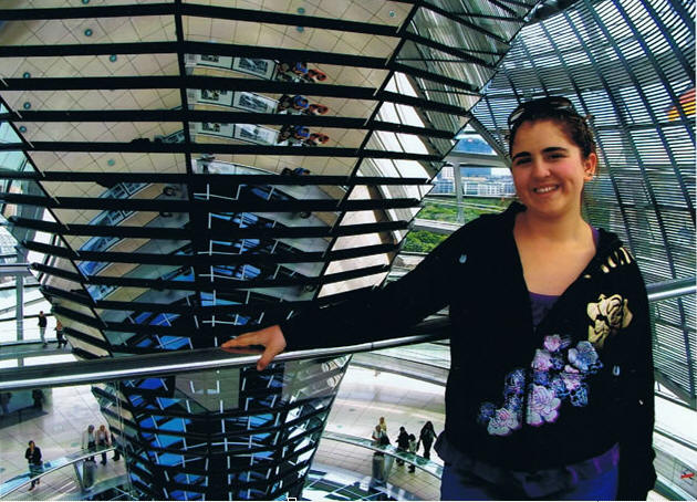 Rainer's daughter Fabiola visit to a Berlin's historical museum in May 2008 (14 years old)