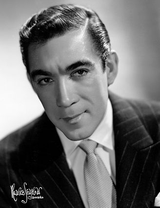 ҪԱᡤ Anthony Quinn